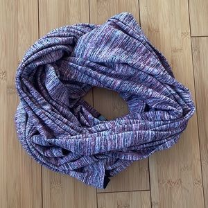Lulu Lemon Infinity Scarf